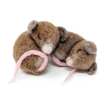 Load image into Gallery viewer, Sleepy Mice Needle Felting Kit