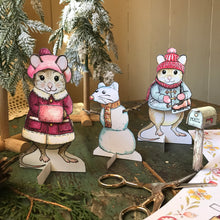 Load image into Gallery viewer, Valentine Mouse Paper Doll Craft Kit