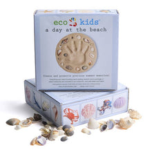 Load image into Gallery viewer, A Day at the Beach Sandcasting Kit
