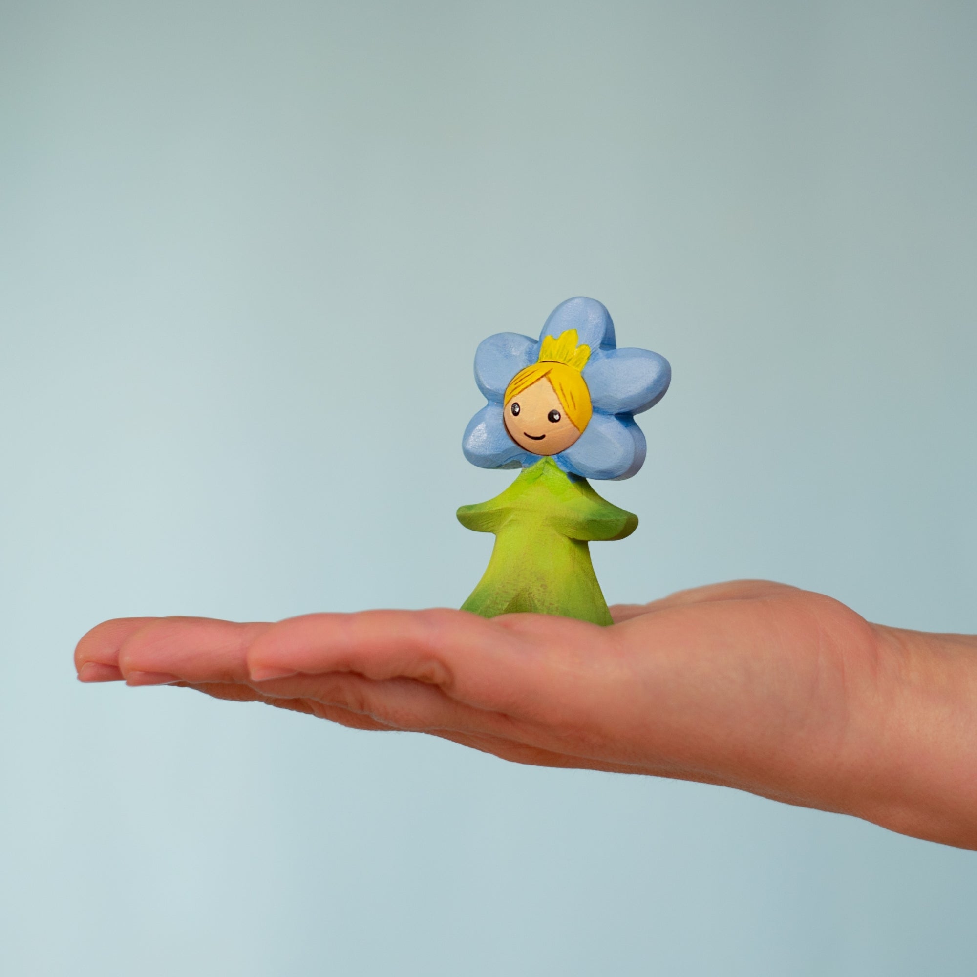 Wooden Forget-Me-Not Flower Child