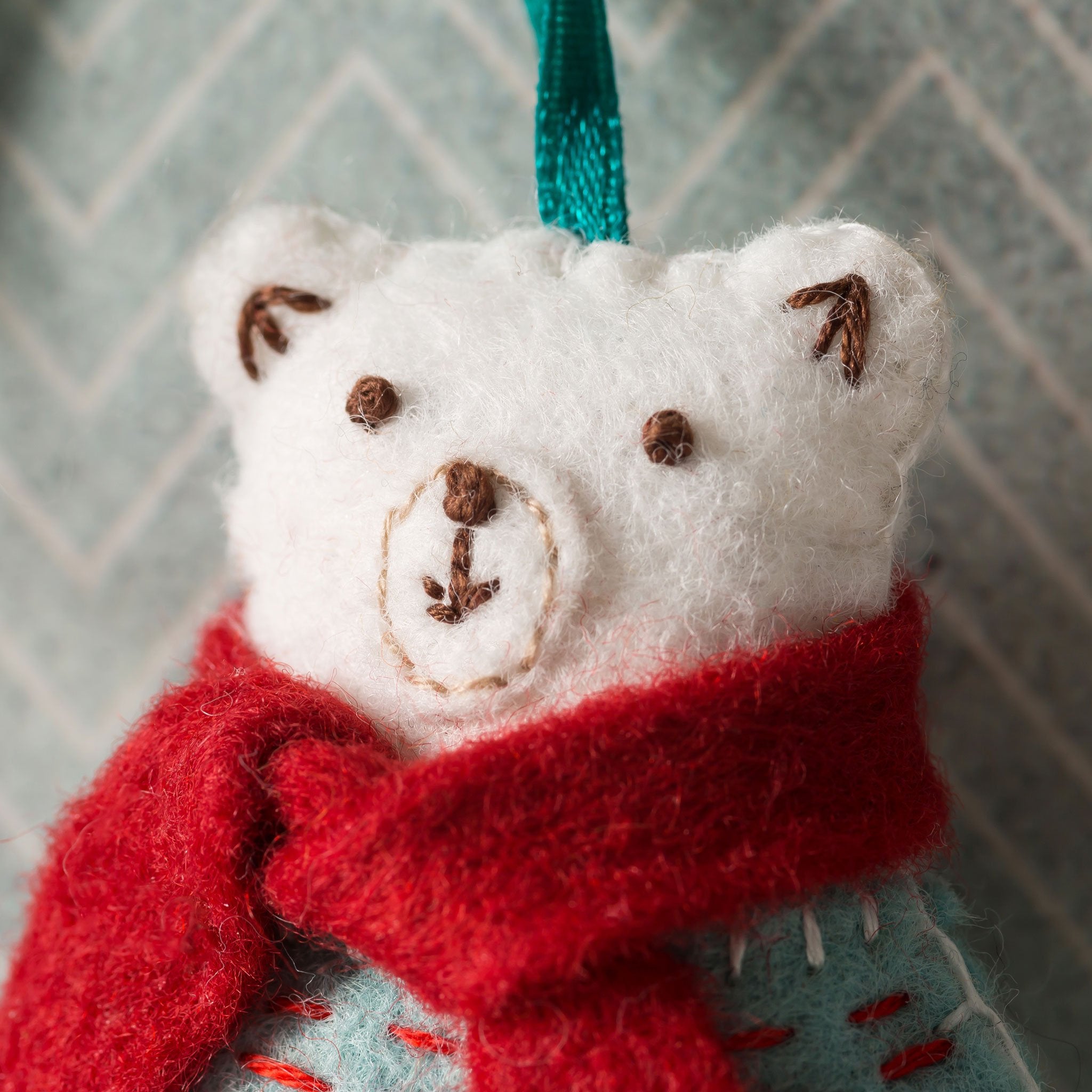 Polar Bear Felt Craft Kit