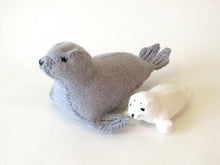 Load image into Gallery viewer, Wee Felt Seal Family Complete Sewing Kit
