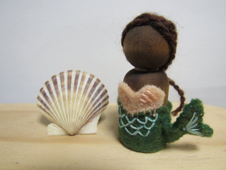 Wee Felt Mermaid and Clamshell Bed Complete Sewing Kit